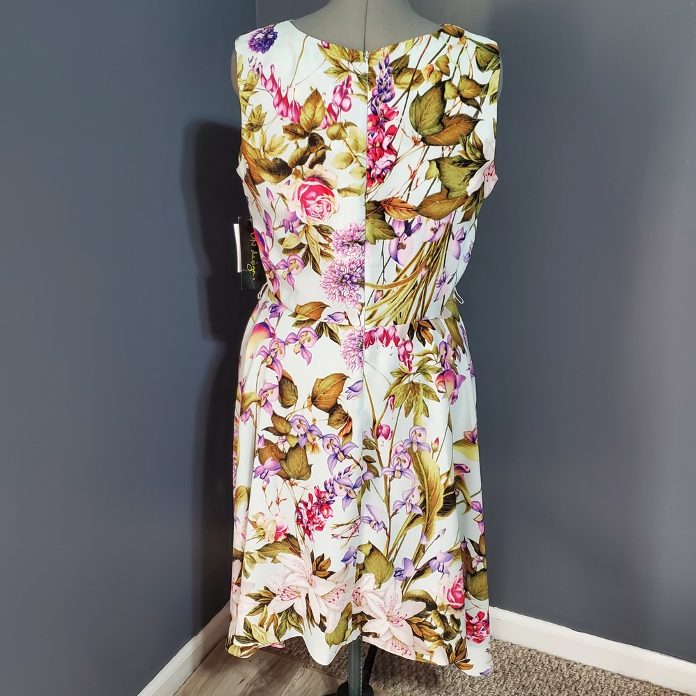 NWT DN Design Floral V-Neck Midi Dress Asymmetrical Hem Women's Size 16 - Picture 3 of 8
